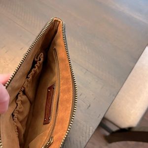 Patricia Nash Wristlit brown with specks of gold